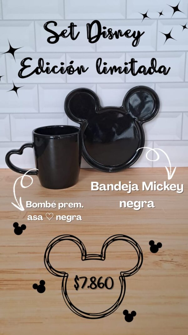 Set Disney: Bandeja Mickey negra+Taza bombé asa corazón negra